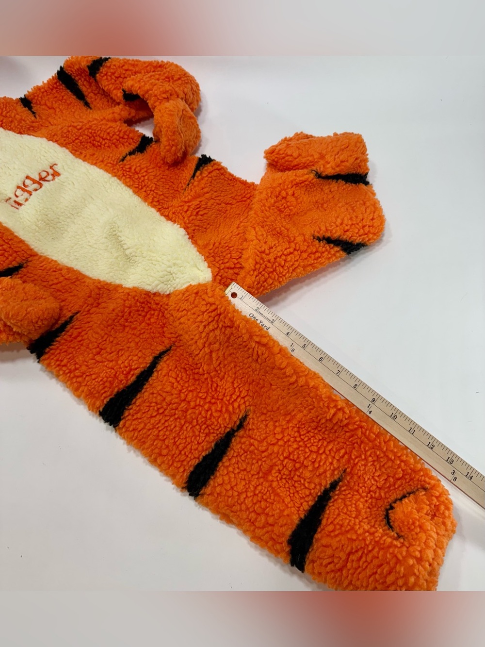 Vintage Disney Store Tigger Costume 2T 4T Fleece 90s Sherpa Sound Winnie Pooh - Picture 3 of 6